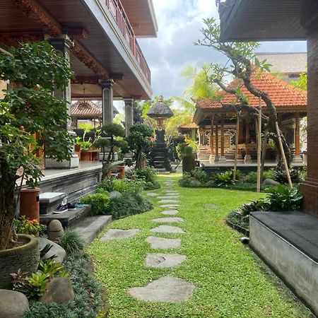 Pucuk Bali Homestay チャングー エクステリア 写真